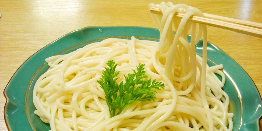 旅館のお食事処