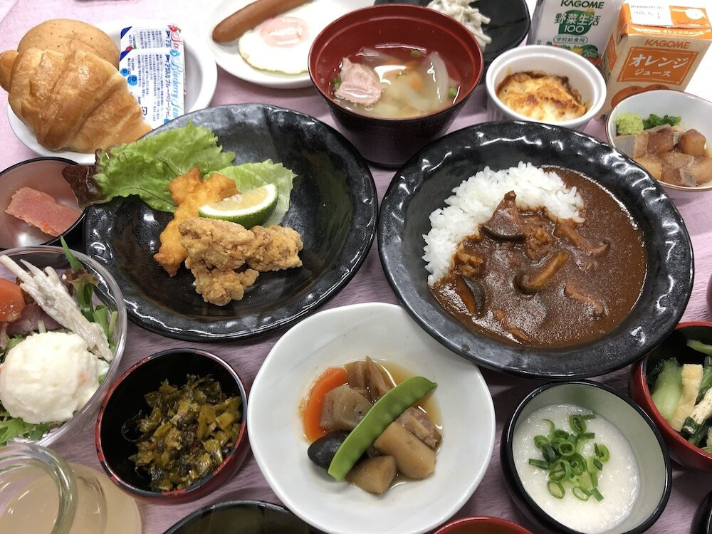 朝食