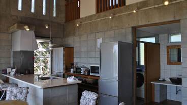 客室内のダイニングエリア / 6