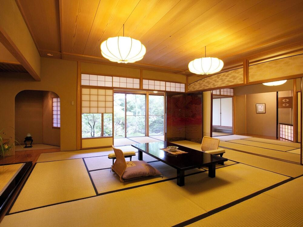 2階建て離れ「和洋室」③