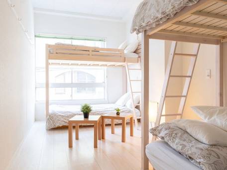 Casa Blanca Guesthouse / 5