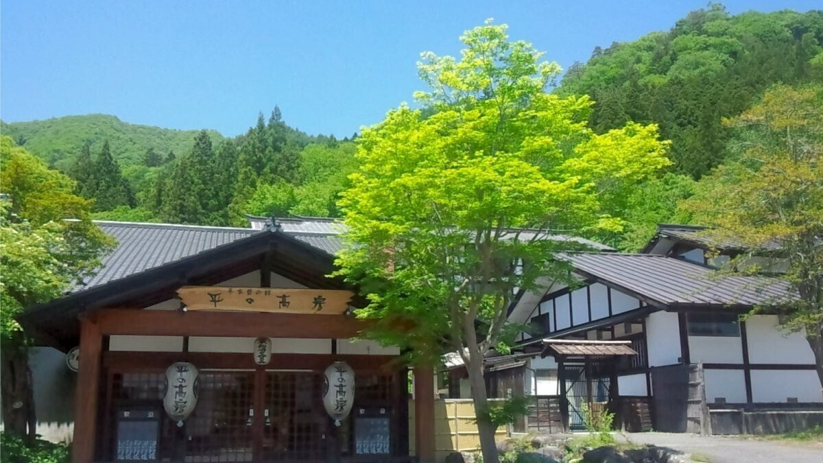 5．自然を堪能できる露天風呂が自慢。「奥湯西川温泉 平の高房」3476650