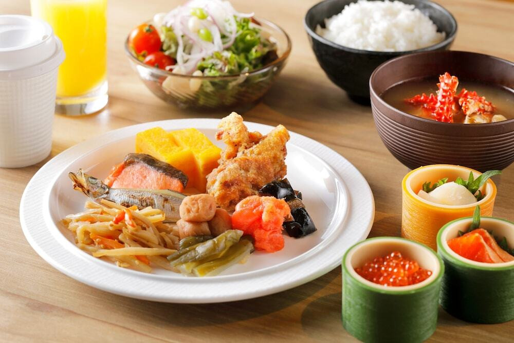 朝食ビュッフェの盛り付け例