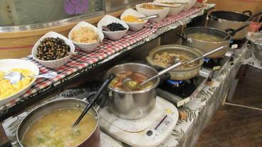 食事・飲み物 / 6