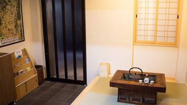 内部エントランス / 2