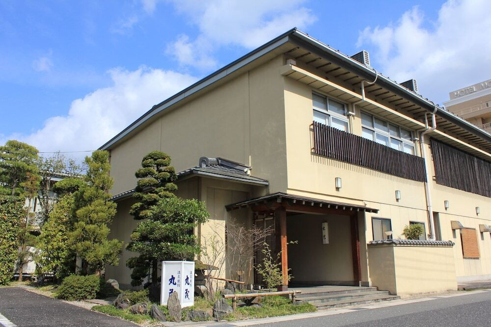 施設の正面