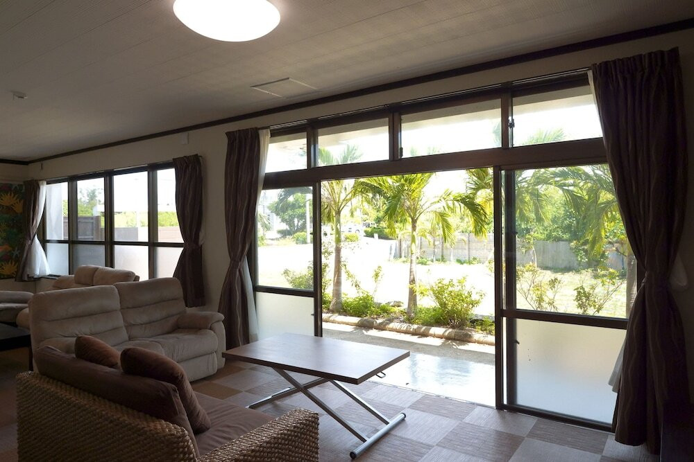 内部エントランス