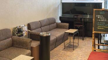 ロビー応接スペース / 5