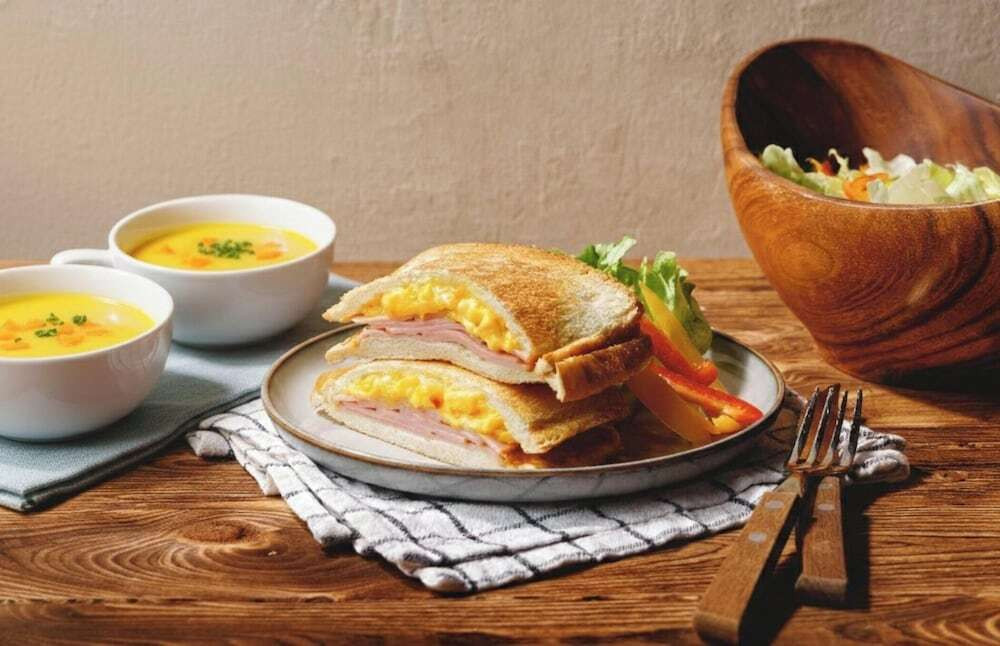 朝食