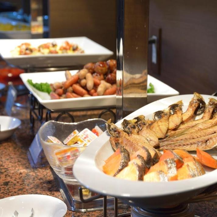 干物が並ぶ朝食