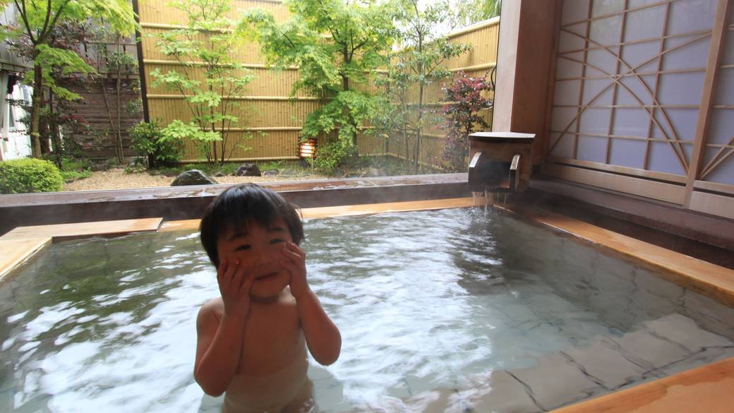 ママも子供も笑顔に
あふれた2日間 / 1