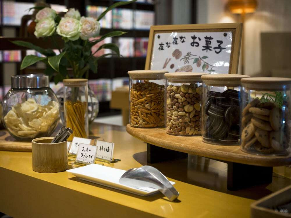 ロビーラウンジ