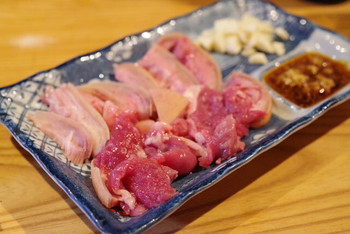 「山羊料理さかえ」 料理 87809758 山羊さしみ