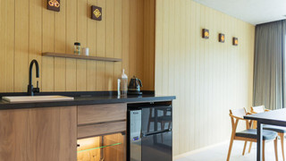 デラックス 4 人部屋 専用バスルーム