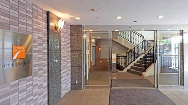 内部エントランス / 2