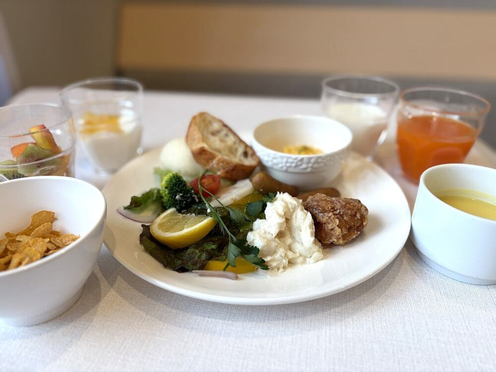 朝食