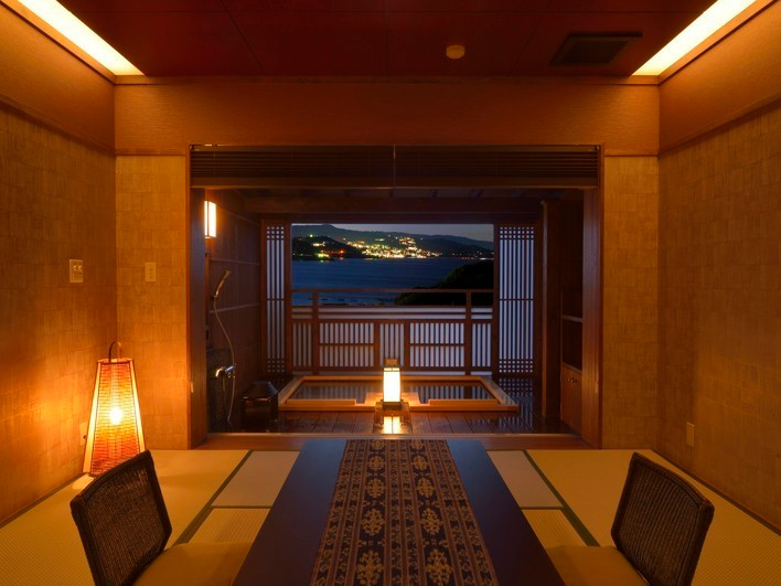 温泉後はゆったり部屋食。全10室が露天風呂付きの自然あふれる宿4051329