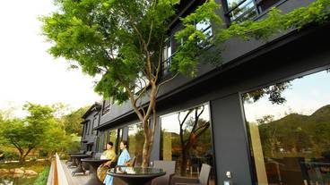 ダイニングテラス② / 4