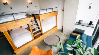 デラックスルームリバービュー ダブルベット2台 & シングルベット2台 禁煙