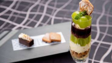 食事・飲み物 / 3