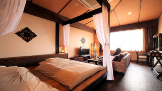 【別館2F】天蓋ハリウッドツインスイート2～3名様用 [セミダブルルーム] [禁煙]