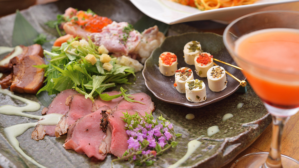 和食も洋食も♪自慢の夕食をいただく3961319