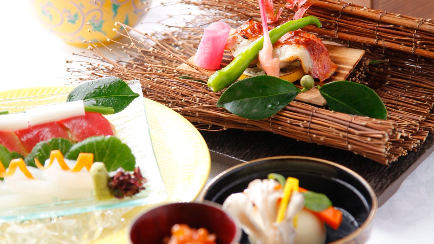 客室はヨーロピアン調！天蓋付きベッドでロマンチックなステイを♡4056520