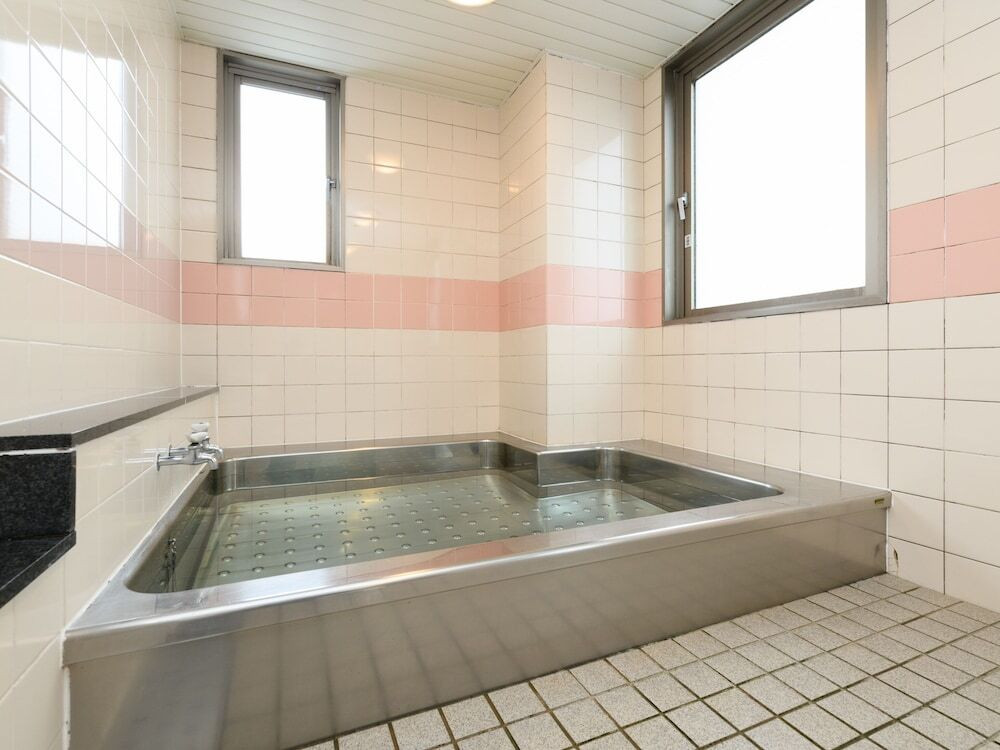 リーズナブルに泊まれて大浴場でほっと一息3453941