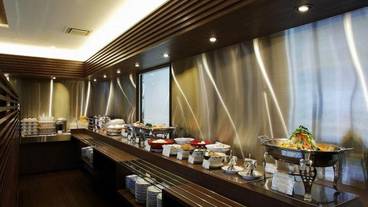 食事・飲み物 / 8