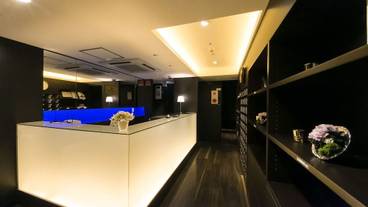 内部エントランス / 2