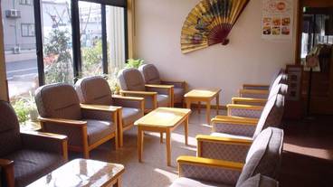 ロビー応接スペース / 3