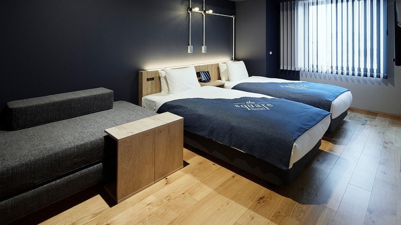 プレミアツイン