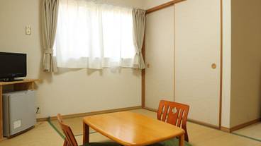 客室内のダイニングエリア / 5