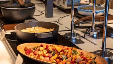 食事・飲み物 / 1