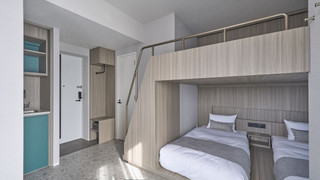 スーペリア スタジオ