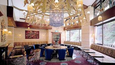 ロビーラウンジ / 2