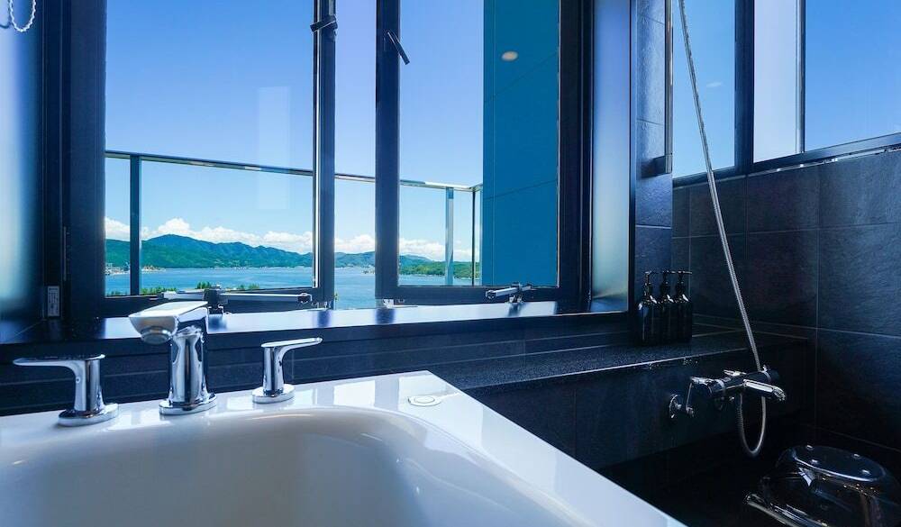 スイートルームのビューバス / 4