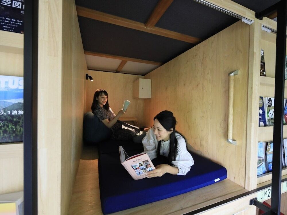 のんびり過ごせる施設が充実♡湖畔に佇む温泉旅館4240578