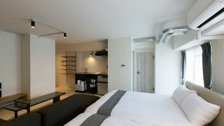 デラックス スタジオスイート (601)