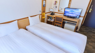 エコノミー ツインルーム 喫煙可