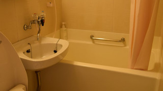 エコノミー ダブルルーム 喫煙可