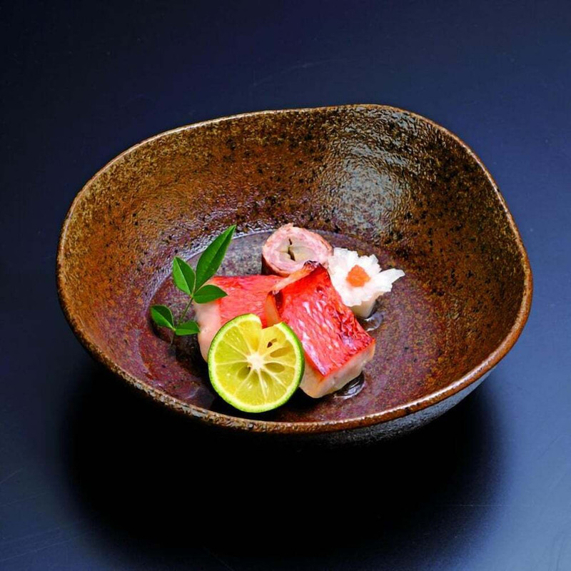 旅館のお食事処