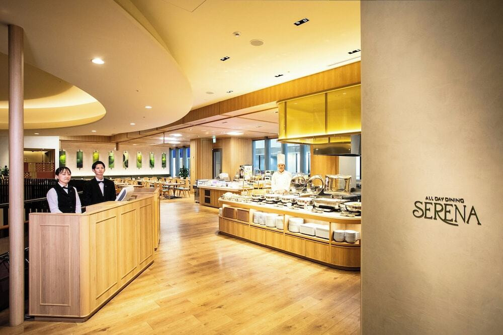 レストラン