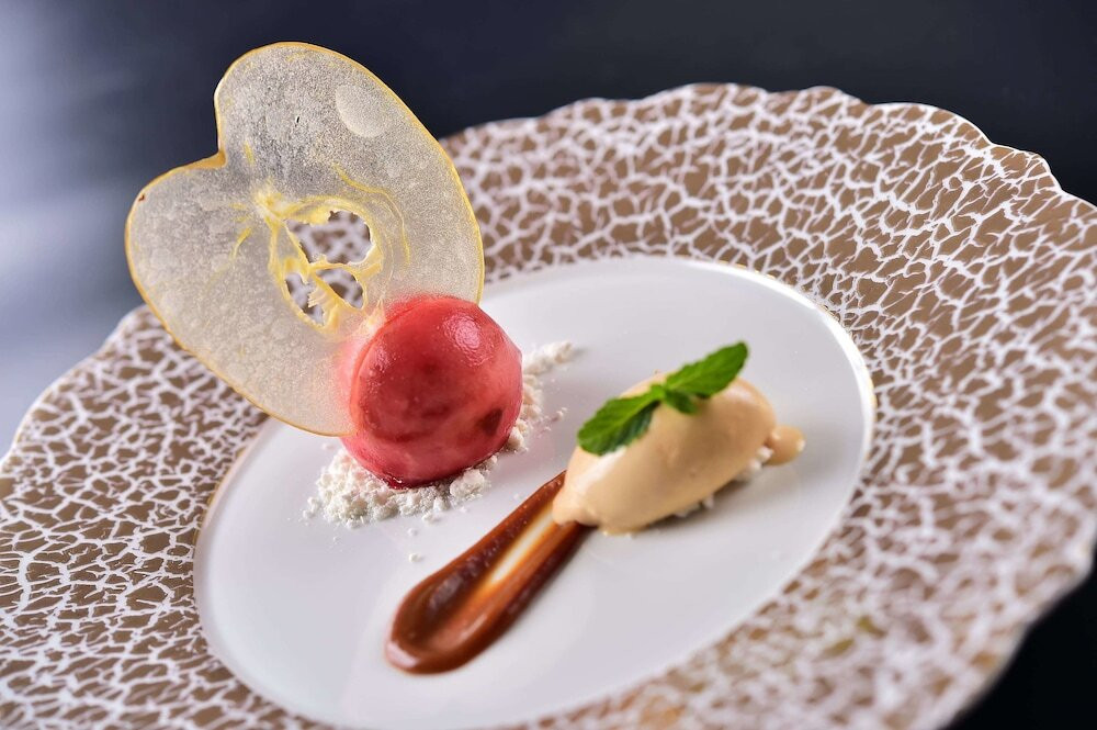 世界ジオパーク伊豆　繭二梁（セカイジオパークイズ　マユフタハリ） / 1