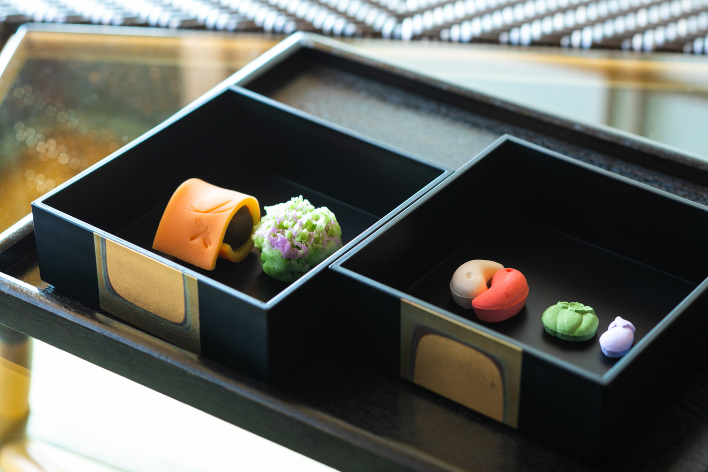 宍道湖を借景した美しい日本庭園で癒される3528885