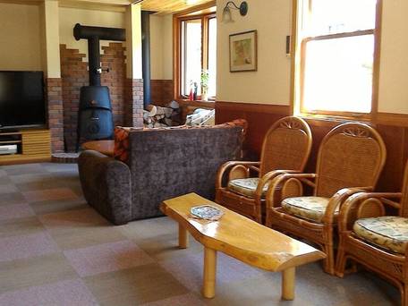 ペンション カム / 2