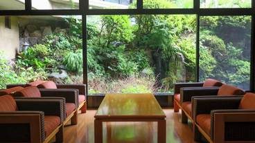 ロビー応接スペース / 4