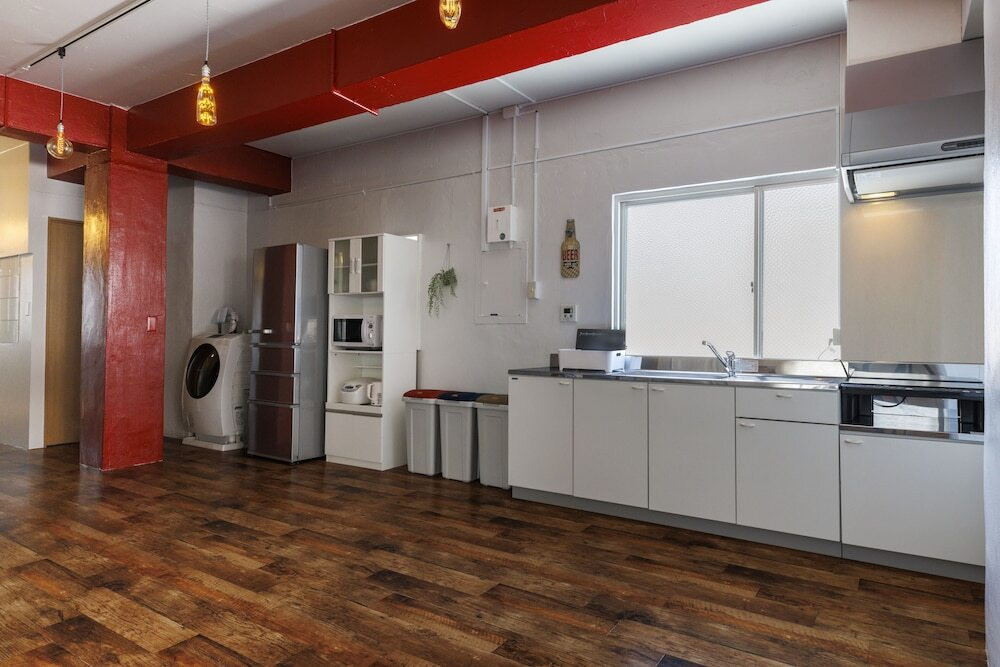 客室内のダイニングエリア