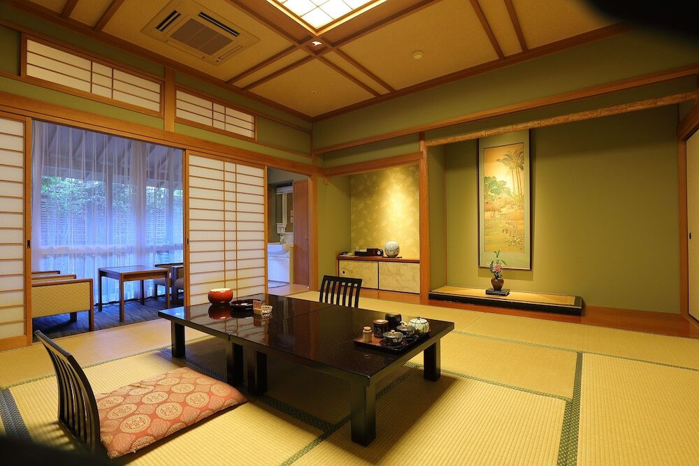 金泉も銀泉も、神戸牛も黒毛和牛も。欲張りな心も満たす温泉旅館4248793