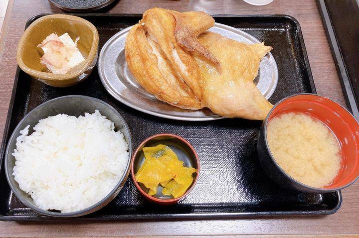 若鶏時代なると本店の半身揚げ / 2